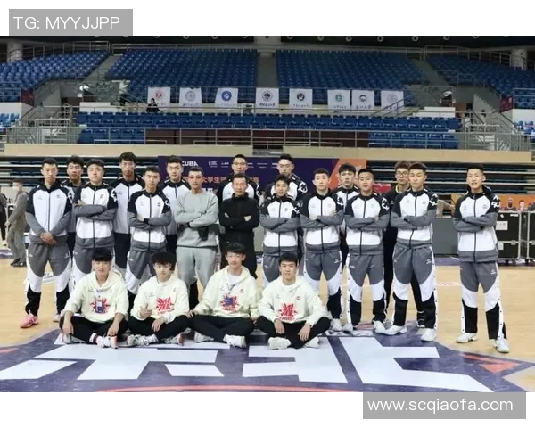 清华大学与沈阳体育学院的精彩对决:CUBA篮球赛的激烈碰撞与青春斗志 清华大学与沈阳体育学院的精彩对决:CUBA篮球赛的激烈碰撞与青春斗志